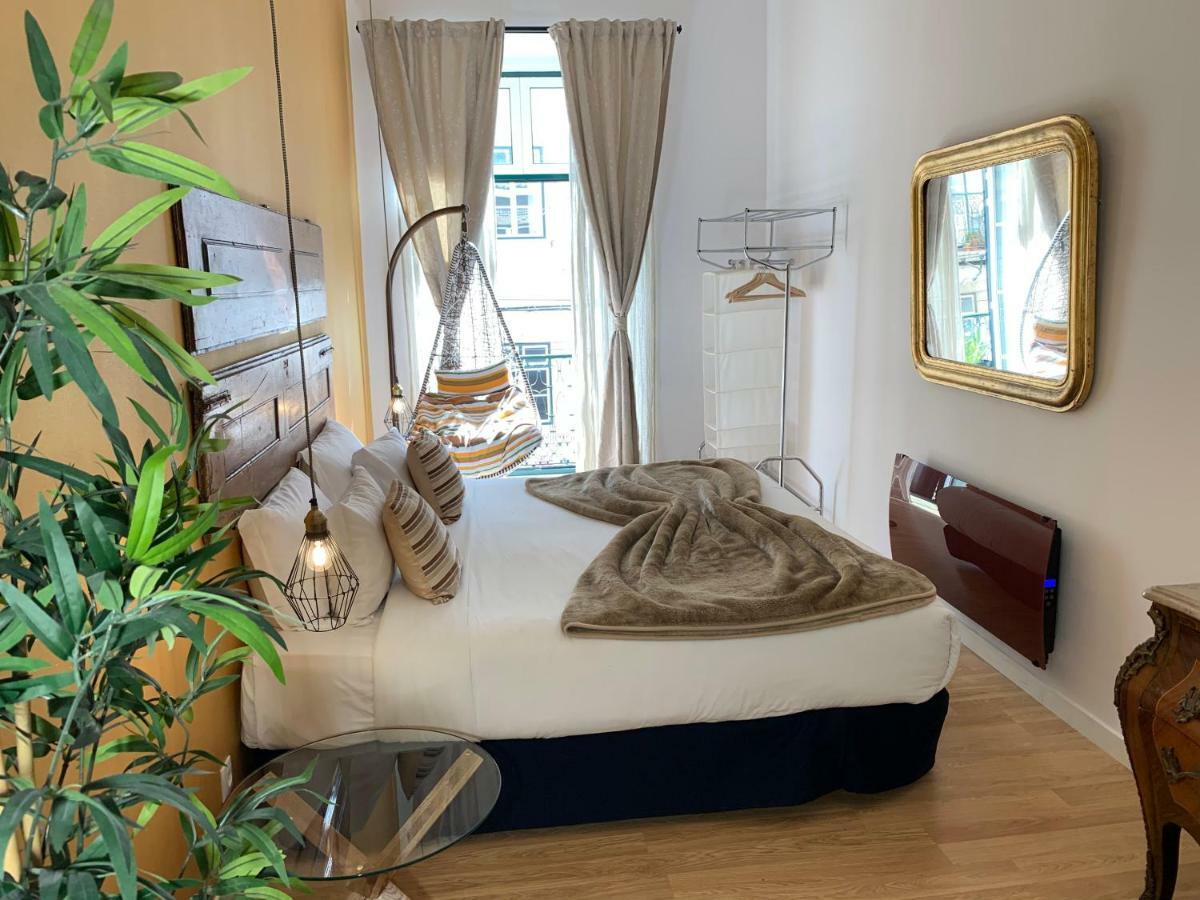 Old Town Lx Suites Gasthof 3*